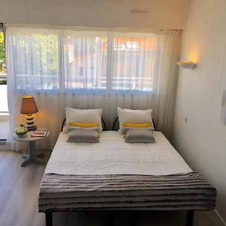 4 Pers. Balcon & Parking - & Commerces * Αρασόν