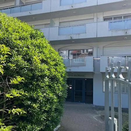 4 Pers. Balcon & Parking - & Commerces Διαμέρισμα Αρασόν