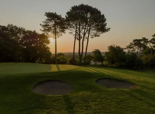 4 Pers. Balcon & Parking - & Commerces Appartement Arcachon