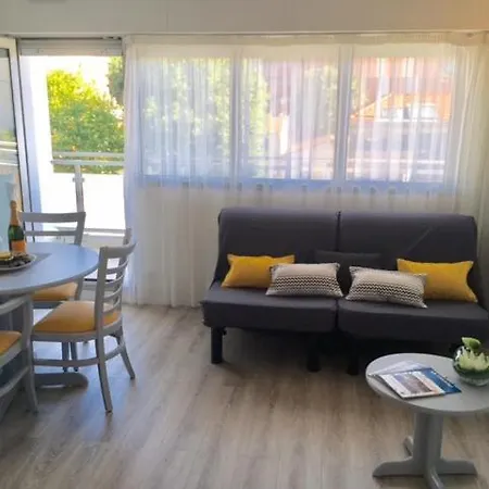 Apartamento 4 Pers. Balcon & Parking - & Commerces