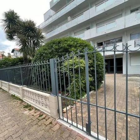 4 Pers. Balcon & Parking - & Commerces Arcachon